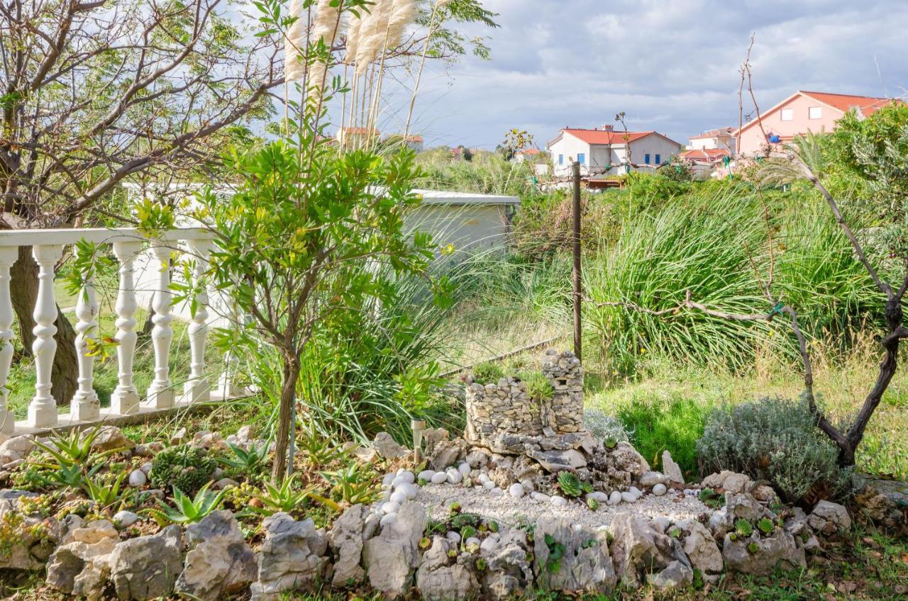 Apartments Marijana Banjol Luaran gambar